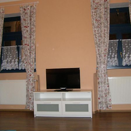 Apartment Jakubske Namesti เชสกา คาเมนิเซอ ภายนอก รูปภาพ