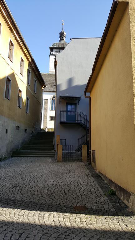 Apartment Jakubske Namesti เชสกา คาเมนิเซอ ภายนอก รูปภาพ